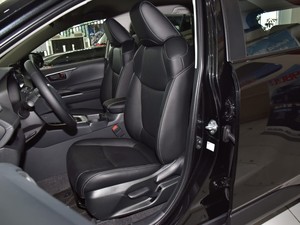Offre Spéciale Voiture d'occasion Toyota RAV4 Hybride 20L 2WD Elite AWD SUV Compact de Luxe 0 km pour le marché d'Oman, des Émirats Arabes Unis et de Téhéran - Product Image 5
