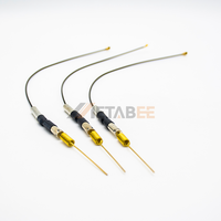 Antenne récepteur compacte 2,4 GHz Conception à bobine hélicoïdale Module sans fil haute performance Solution de connectivité