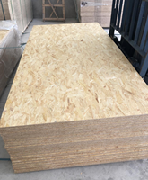 Chine Panneaux de flocons de bois décoratifs imperméables de 4x8 pieds OSB 3 pour la construction et le revêtement de sol en aggloméré bon marché