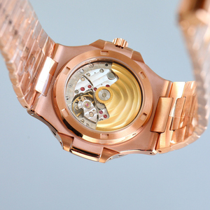 Montre-bracelet sportive au fini platine élégant, cadran à motif ondulé, mouvement à remontage automatique, parfaite pour les événements d'entreprise haut de gamme - Product Image 5