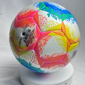โรงงานขายส่งลูกฟุต<span class=keywords><strong>บอล</strong></span> PU คุณภาพสูงมาตรฐานดั้งเดิม ขนาด 5 สำหรับฝึกซ้อมกีฬาและการแข่งขันอย่างเป็นทางการ - Product Image 4