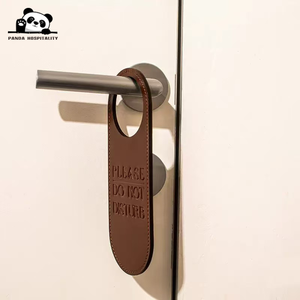 Veuillez ne pas déranger - Panneau de <span class=keywords><strong>porte</strong></span> de <span class=keywords><strong>chambre</strong></span> d'hôtel personnalisé avec logo - Panneau double face en cuir avec numéro de <span class=keywords><strong>porte</strong></span> pour hôtel - Product Image 4