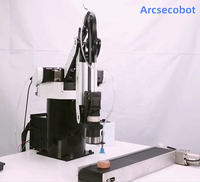Mini-bras robotisé industriel 4 axes pour la palettisation et le placement de pain