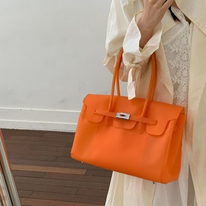 Sac fourre-tout transparent en gelée avec poignée, vente directe usine, élégant, grande capacité, pour femme, idéal pour l'été et les voyages - Product Image 5