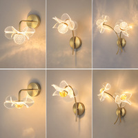 Applique Murale Luxe Léger, Design Floral Tendance, LED, Sans Câblage Requis, Idéale pour Chevet et Salon