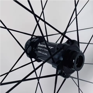 Roues <span class=keywords><strong>de</strong></span> vélo <span class=keywords><strong>de</strong></span> route Bigfeet Best Carbonfiber Wheel Web 100% fibre <span class=keywords><strong>de</strong></span> carbone T800 fabriquées à Taïwan, 700C, jantes 50 mm, frein à disque, finition mate - Product Image 3
