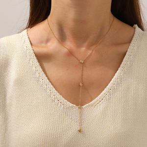 Collar de Acero Inoxidable al por Mayor, Estilo Minimalista con Estrella y Circonita, Collares en Forma de Y, Joyería Chapada en Oro de 18K para Mujer - Product Image 2