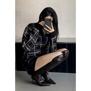 Botas Largas de Mujer Elegantes y Sensuales con Tacón de Aguja y Punta Puntiaguda Estilo Francés Otoño 2026 - Product Image 3