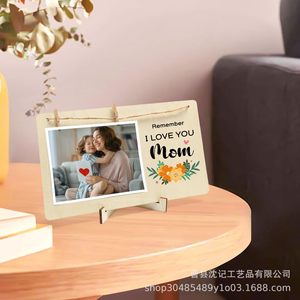 Cadre photo en bois 4x6 pouces, présentoir de table avec pinces à linge et corde, cadeau pour la fête des mères - Product Image 2