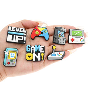 ट्रेंडी समान शैली ब्लाइंड बॉक्स उत्पाद जूता सजावट खेल नियंत्रक जंक चार्जर 2d/3d pvc lg कस्टम जूता - Product Image 1