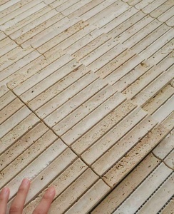 Revestimiento de Pared de Mosaico de Travertino Natural de Lujo Premium - Diseño Moderno Resistente al Agua para Interiores de Hoteles - Product Image 3