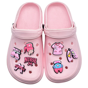 Chaussures créatives et amusantes en PVC pour hommes Accessoires à breloques Jibz Doctor Medical Ambulance Nurse Uniform Band-Aid for Croc Clogs Shoe - Product Image 3