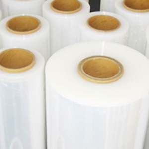 Machine d'extrusion automatique à trois couches pour la fabrication de rouleaux de film plastique soufflé à l'air, machine d'emballage de film à bulles - Product Image 2