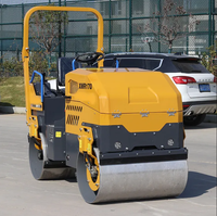 Compacte rouleuse routière à double tambour XMR170 de 1,7 tonne avec soupape de vibration et moteur en promotion