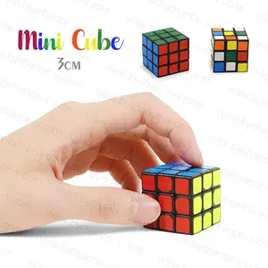 Beste billige Geschenk Gehirn Spiel Stress abbau Spielzeug Überraschung Ei Füllstoffe Advents kalender Spielzeug Mini Magic Cube Puzzle für Party Geschenk