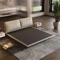 Lit suspendu moderne italien en cuir souple inclinable, taille double king size, ensemble de chambre à coucher, design oreille d'éléphant