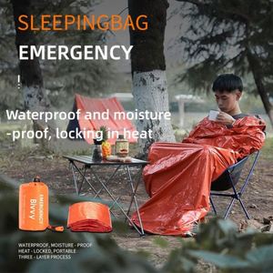 Sac de couchage d'urgence léger et thermique pour le camping en plein air avec cordon de serrage, sac de couchage de survie en gros - Product Image 2