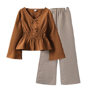 Completo Casual Autunnale per Ragazze 2T, Set 2 Pezzi 12 Anni con <span class=keywords><strong>Pantaloni</strong></span> a Gamba Larga a Righe, Top con Maniche Svasate, Fiocco in Vita, Tessuto Pettinato - Product Image 1