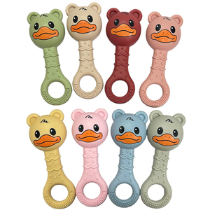 Jouets de dentition en silicone colorés en forme de canard avec anneau de maintien pour bébés, anneaux de dentition souples en caoutchouc à mâcher en jaune, vert, beige, rose - Product Image 6