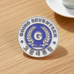 Going Seventeen 韩国真人秀镀银锌合金胸针简约学院风时尚礼物派对礼物 - Product Image 2