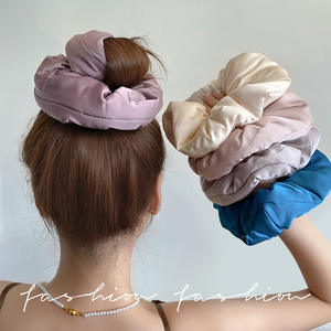 Nuevo Diseño de Rizadores de Cabello sin Calor, con Logotipo Personalizado, Relleno de Algodón PP, Scrunchies Extra Grandes, 100% Seda de Morera - Product Image 1