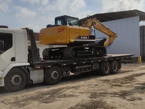 Excavatrice sur chenilles de marque réputée de 14 tonnes avec une capacité de godet de 0,65 m3 SY155H, excavatrices, pompe hydraulique, pompe à engrenages, <span class=keywords><strong>prix</strong></span> d'usine - Product Image 3