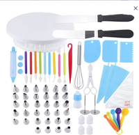 Kit de décoration de gâteaux professionnel écologique réutilisable de 85 pièces avec plateau tournant, douilles en silicone, poches à douille et spatules pour