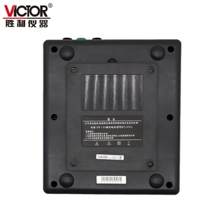 Testeur de résistance au sol à double pince avec écran LCD super grand format 6415 - Product Image 4