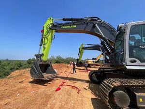 Nouvelle pelle sur chenilles Zoomlion ZE335G 33,5 tonnes, godet de 1,6 m, moteur Cummins 209 kW, boîte de vitesses PLC, garantie 1 an pour travaux de terrassement intensifs - Product Image 4