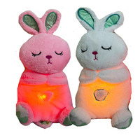 Jouet en peluche loutre qui ronfle l'ours respirant