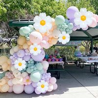 Kit d'arche de guirlande de ballons blancs, fleurs de marguerite groovy, ballons macaron, guirlande de ballons, décoration de fête de bébé, marguerite