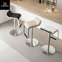 Tabouret de bar cantilever moderne en cuir PU, réglable en hauteur, avec structure en métal chromé, pour comptoir de cuisine, bar, hôtel et projets professionnels