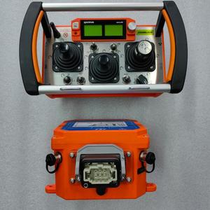 รีโมทคอนโทรลไร้สายแบบใหม่ 6 ตอน สำหรับรถปั๊มคอนกรีต รุ่น HBC727 - Product Image 1