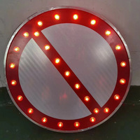 Panneau solaire de signalisation de interdiction de stationnement circulaire à LED, résistant aux intempéries, auto-alimenté, pour allée privée et voie de circulation.