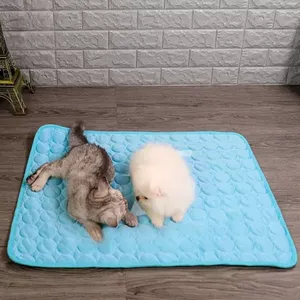 Tappetino di raffreddamento portatile lavabile per cani e gatti - Product Image 4