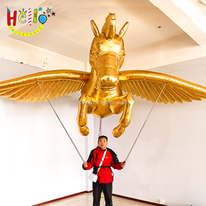 Costume Gonfiabile da Cavallo Dorato con Ali per Parate - Product Image 2
