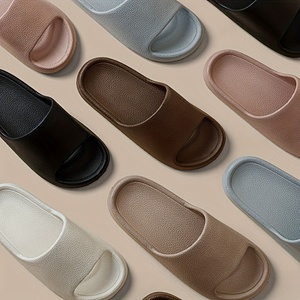 Chaussons d'été unisexes pour la maison et la plage, antidérapants, légers et souples en EVA pour hommes et femmes - Product Image 1