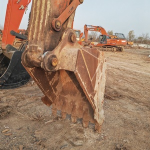 China Top Brand 19 Ton Wheeled Excavator ZX190W New Heavy Equipment with 1 Year Warranty Good Price in China - Product Image 5