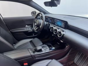 Mercedes-Benz A 200 L 2022 Sedán Deportivo de Segunda Mano en Venta, Precio Económico, <span class=keywords><strong>Subasta</strong></span>, Volante a la Izquierda - Product Image 6