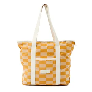 Novo design PEVA xadrez sacos de praia 2022 mulheres verão personalizado canvas tote bolsa de ombro com bolso com fecho interior