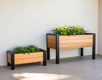 Grande jardinière en bois surélevée en cèdre contemporain Pieds écologiques pour kit de lit de jardin extérieur pour herbes et légumes faits à la main