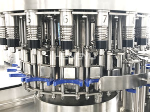 Machine de remplissage d'eau entièrement automatique à haut niveau d'hygiène, intelligente, à haute capacité et vitesse, avec technologie PLC avancée - Product Image 3