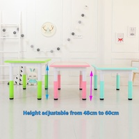 Ensemble table et chaises d'étude pour enfants en plastique moderne et réglable pour le salon, couleur personnalisable et durable pour l'apprentissage des enfants