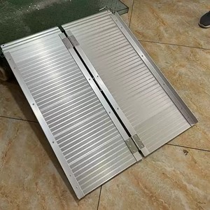 Rampa Plegable Antideslizante de Aluminio KSM-WR03, Rampa Portátil Personalizada de Fábrica para Sillas de Ruedas y Scooters para Discapacitados - Product Image 2