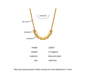 Colar de Corrente de Cobra em Aço Inoxidável Banhado a Ouro 18K com Pingente de Cubo Minimalista para Mulheres - Product Image 6