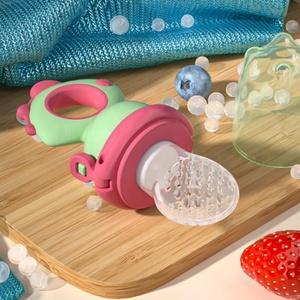 Vente en gros de sucettes <span class=keywords><strong>à</strong></span> <span class=keywords><strong>fruits</strong></span> pour bébé en silicone de dessin animé, sans BPA, sucette <span class=keywords><strong>à</strong></span> <span class=keywords><strong>fruits</strong></span> frais en silicone, <span class=keywords><strong>tétine</strong></span> pour bébé - Product Image 3