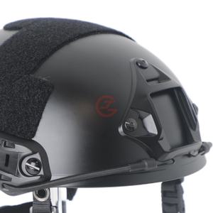 Casco veloce leggero con sistema ferroviario compatibile con luci e telecamere - Product Image 3