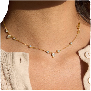 Collar con Colgante Chapado en Oro de 18K para Mujer con Moissanita de Corte Pera, Joyería de Cadena Minimalista y Moderna para Uso Diario, Regalo - Product Image 1