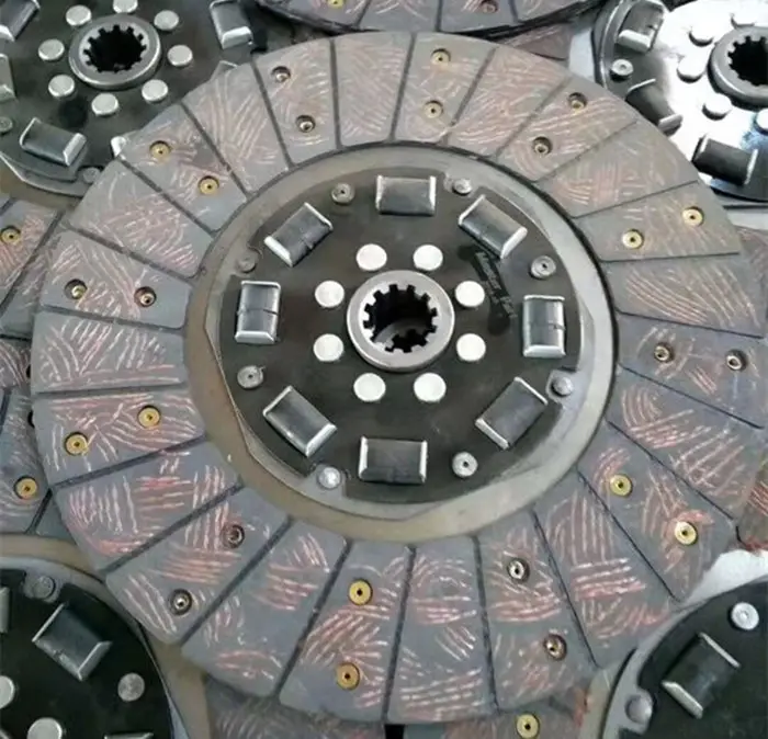 high quality auto clutch disc 340mm MTZ clutch plate 70-1601130-01 spare parts with factory price