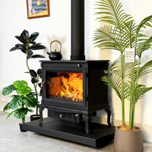 Stufa a Legna in Ghisa Anticata <span class=keywords><strong>di</strong></span> Alta Qualità con Fiamma Reale per Riscaldamento Domestico - Product Image 1